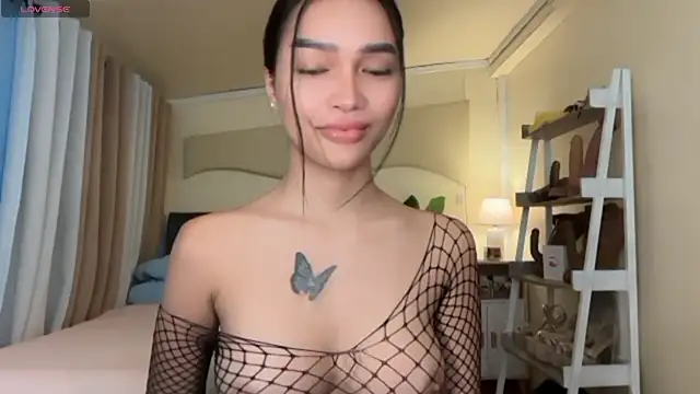  agatha143  online show from April 10, 2026, 2:17 am