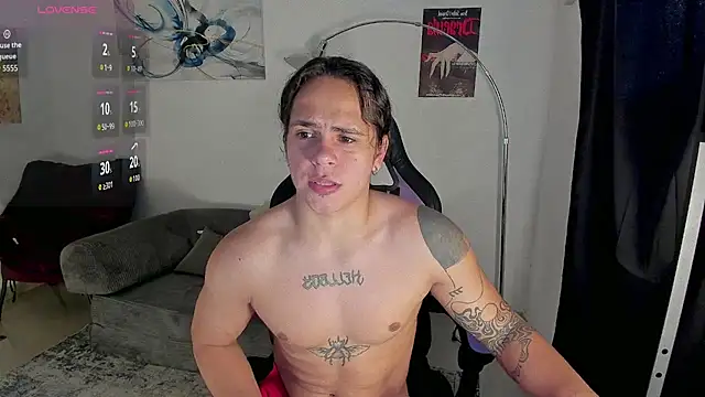 Snapshot of Maximiliano_scoott__ chatting on May 17, 2026, 9:44 pm Maximiliano scoott online show from May 17, 2026, 9:44 pm