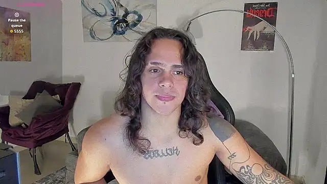 Snapshot of Maximiliano_scoott__ chatting on May 22, 2026, 6:53 am Maximiliano scoott online show from May 22, 2026, 6:53 am