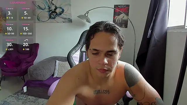 Snapshot of Maximiliano_scoott__ chatting on May 30, 2026, 7:11 pm Maximiliano scoott online show from May 30, 2026, 7:11 pm