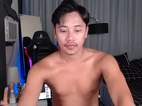 alexsuckable01 online show from May 14, 2026, 7:31 pm