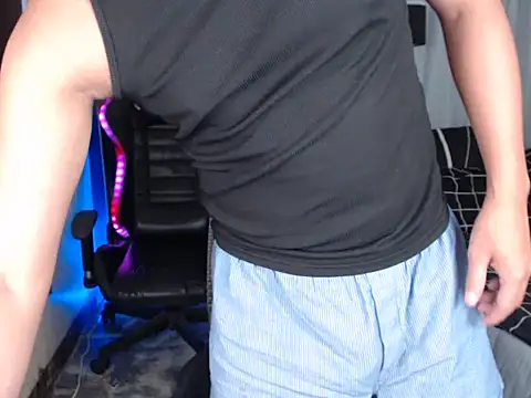 alexsuckable01 online show from May 16, 2026, 12:29 am