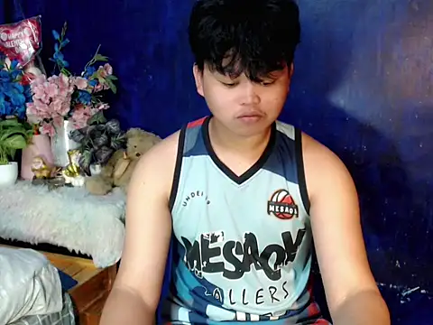 Reynelcock online show from January 9, 2026, 4:21 pm