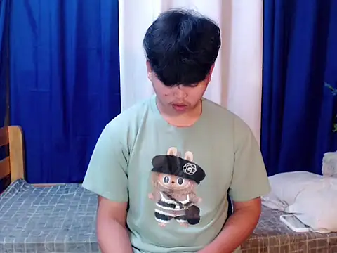 Reynelcock online show from February 5, 2026, 6:12 pm