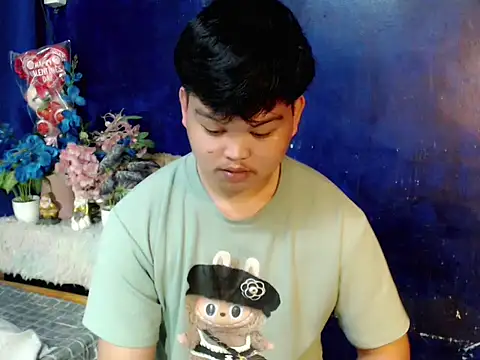 Reynelcock online show from February 27, 2026, 5:24 pm