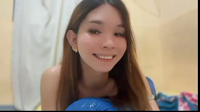 Snapshot of Daddiesgirlrianne69 chatting on April 22, 2026, 12:28 pm Daddiesgirlrianne69 online show from April 22, 2026, 12:28 pm
