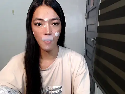 Snapshot of slimladyxoxo chatting on February 3, 2026, 5:40 pm slimladyxoxo online show from February 3, 2026, 5:40 pm