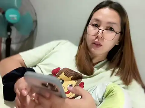 Sweetfucking Alice online show from March 23, 2026, 9:02 am