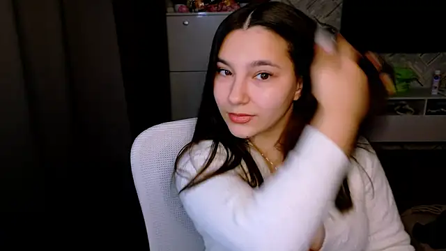 Snapshot of Arianna_Grend chatting on December 15, 2025, 1:15 pm Arianna Grend online show from December 15, 2025, 1:15 pm