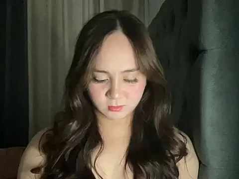 hotrerexxx online show from November 1, 2025, 3:47 pm