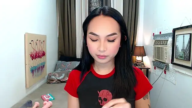 Snapshot of Goddess_Isabel chatting on October 6, 2025, 1:47 am Goddess Isabel online show from October 6, 2025, 1:47 am