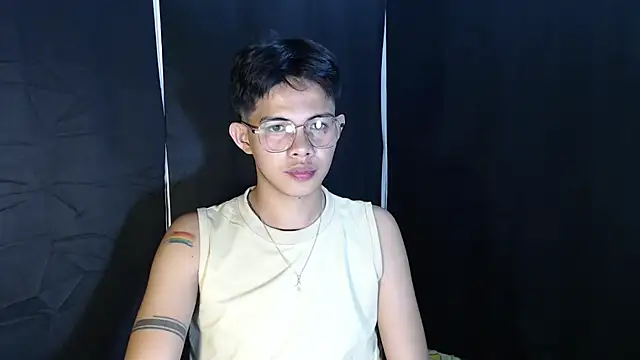 Serendipity 777 online show from October 30, 2025, 5:24 pm