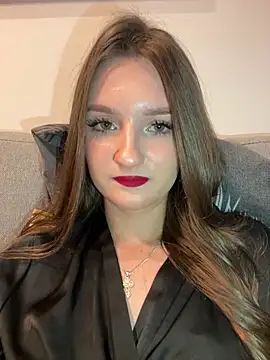 Snapshot of AdelinaEmber chatting on September 10, 2025, 7:30 am AdelinaEmber online show from September 10, 2025, 7:30 am