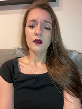 Snapshot of AdelinaEmber chatting on September 27, 2025, 10:20 am AdelinaEmber online show from September 27, 2025, 10:20 am