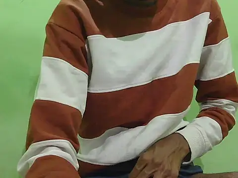 Snapshot of rockyy23boy chatting on November 4, 2025, 10:53 pm rockyy23boy online show from November 4, 2025, 10:53 pm