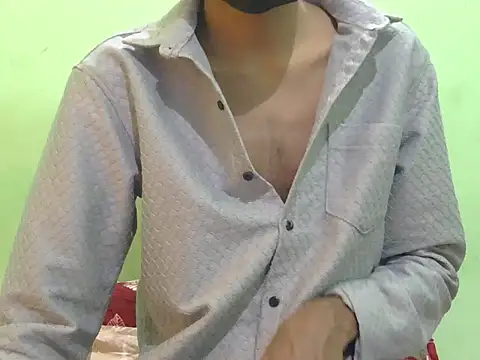 Snapshot of rockyy23boy chatting on November 7, 2025, 10:10 pm rockyy23boy online show from November 7, 2025, 10:10 pm