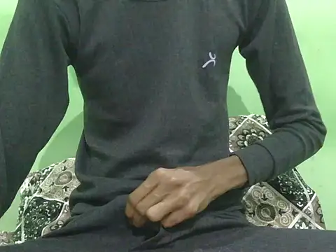 Snapshot of rockyy23boy chatting on November 30, 2025, 3:21 am rockyy23boy online show from November 30, 2025, 3:21 am