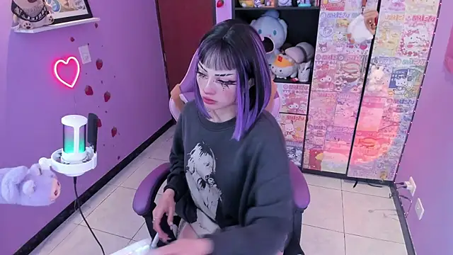 Vero Osb  online show from November 19, 2025, 12:21 am