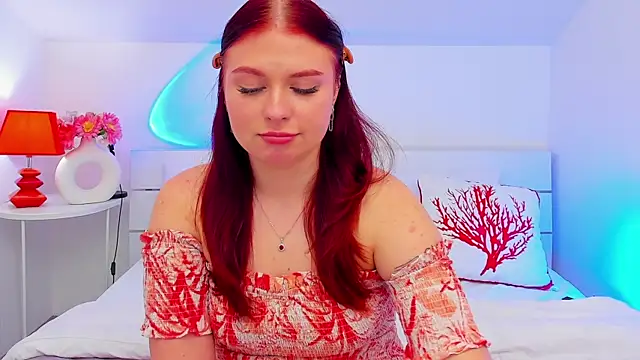 LizyBex online show from April 14, 2026, 12:22 pm