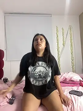 Snapshot of Velma_star chatting on April 14, 2026, 10:10 am Velma star online show from April 14, 2026, 10:10 am