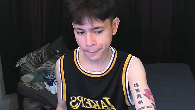 hotfreshdior online show from February 28, 2026, 4:30 pm