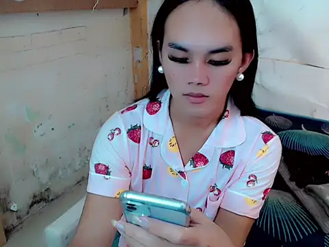 Ur Goddes Barbie online show from July 16, 2026, 10:27 pm