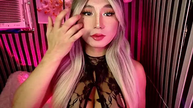 UrhotlucyTS online show from March 10, 2026, 7:02 am