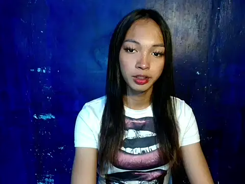 Snapshot of Simi_Ipit chatting on April 30, 2026, 10:10 am Simi Ipit online show from April 30, 2026, 10:10 am