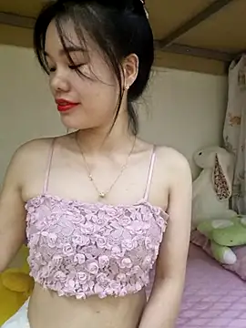 Baby-ladytits2025 online show from September 17, 2025, 4:08 pm