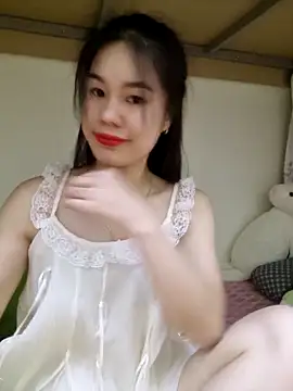 Baby-ladytits2025 online show from September 25, 2025, 3:49 pm