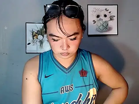 Asianblk barbiedoll online show from May 27, 2026, 3:25 am