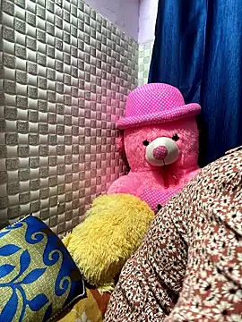 Snapshot of Hot_Jaanvi_ chatting on March 15, 2026, 3:51 pm Hot Jaanvi online show from March 15, 2026, 3:51 pm