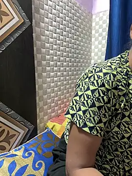 Snapshot of Hot_Jaanvi_ chatting on April 9, 2026, 3:28 am Hot Jaanvi online show from April 9, 2026, 3:28 am