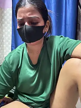 Snapshot of Hot_Jaanvi_ chatting on April 29, 2026, 3:54 am Hot Jaanvi online show from April 29, 2026, 3:54 am