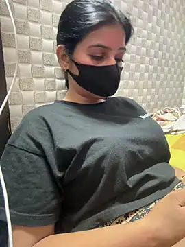 Snapshot of Hot_Jaanvi_ chatting on May 3, 2026, 6:03 pm Hot Jaanvi online show from May 3, 2026, 6:03 pm