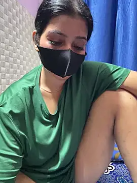 Snapshot of Hot_Jaanvi_ chatting on May 5, 2026, 6:21 am Hot Jaanvi online show from May 5, 2026, 6:21 am