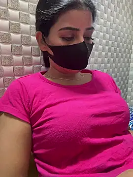 Snapshot of Hot_Jaanvi_ chatting on May 7, 2026, 6:02 pm Hot Jaanvi online show from May 7, 2026, 6:02 pm