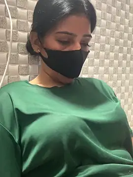 Snapshot of Hot_Jaanvi_ chatting on May 21, 2026, 4:41 am Hot Jaanvi online show from May 21, 2026, 4:41 am