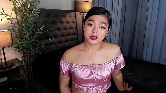 Snapshot of AsianHugecockAnna chatting on August 3, 2026, 9:04 am AsianHugecockAnna online show from August 3, 2026, 9:04 am
