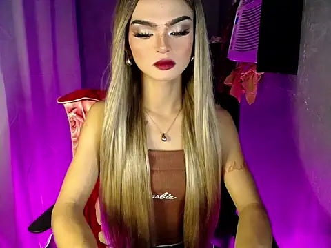 Snapshot of lexie_malingera chatting on February 17, 2026, 12:56 pm lexie malingera online show from February 17, 2026, 12:56 pm