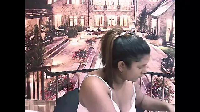 IndianChocolatepie4u online show from September 15, 2025, 5:29 am