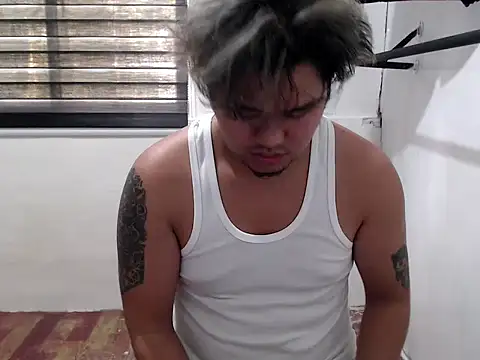 Snapshot of tastylicious_John19 chatting on November 27, 2025, 1:29 am tastylicious John19 online show from November 27, 2025, 1:29 am