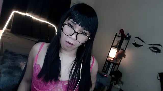 Veniceseduction online show from March 23, 2026, 3:27 pm