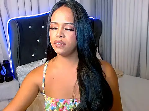 Snapshot of Lorainnelustts chatting on October 10, 2025, 1:43 pm Lorainnelustts online show from October 10, 2025, 1:43 pm