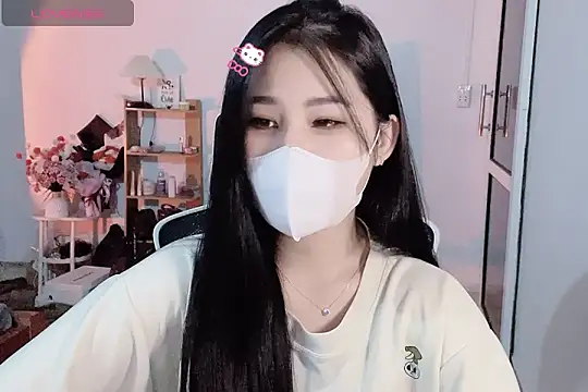 Snapshot of ___Daisy___ chatting on October 29, 2025, 2:41 pm Daisy online show from October 29, 2025, 2:41 pm