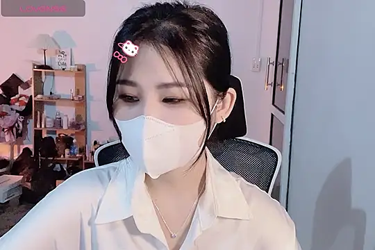 Snapshot of ___Daisy___ chatting on October 30, 2025, 6:37 am Daisy online show from October 30, 2025, 6:37 am