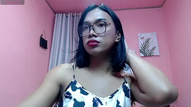 Snapshot of Herbielustts chatting on July 28, 2026, 8:52 pm Herbielustts online show from July 28, 2026, 8:52 pm