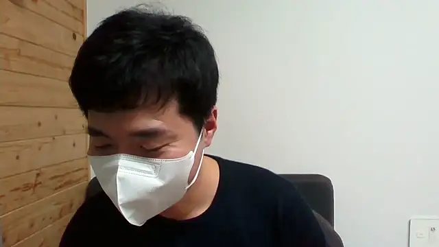  kinggun  online show from November 26, 2025, 1:56 pm