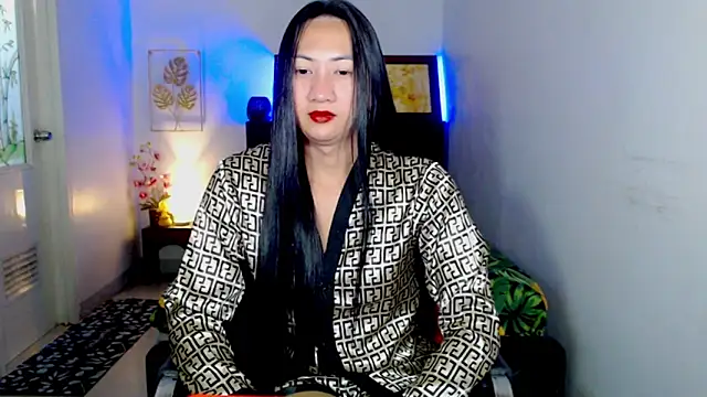 LovelyQueen69 online show from December 22, 2025, 8:50 pm