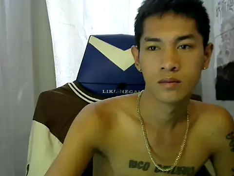 riks tyler online show from October 4, 2025, 12:52 am